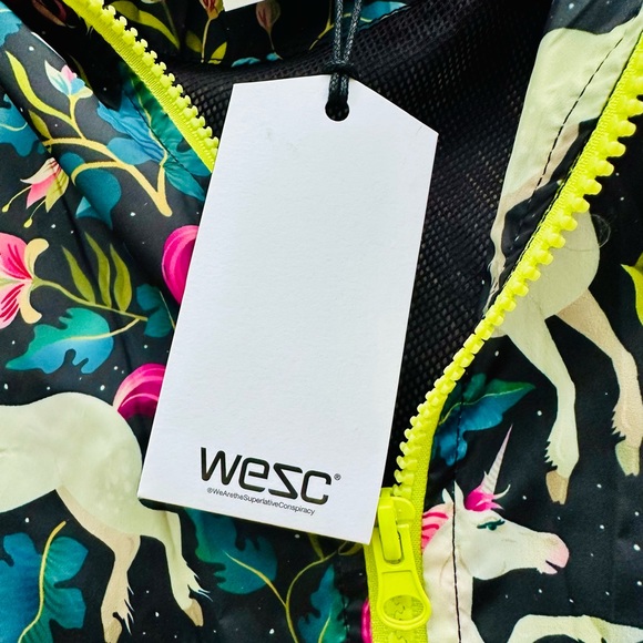 🆕🔖 WeSC✨ Unicorn AOP Track Jacket 🦄 Unisex ✨ Men S | Women’s M | Size 3🦄NWT - Picture 9 of 14
